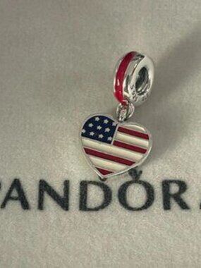 Pandora Usa Flag pendant